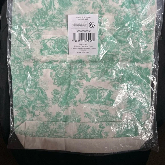 BNWT - Christian Dior White and Green Tote Bag